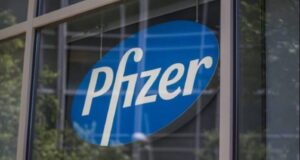 Pfizer inicia fase de testes de antiviral contra a Covid-19
