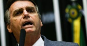 Bolsonaro diz que Brasil vai bem e cutuca CPI: ‘não tá tendo a roubalheira’